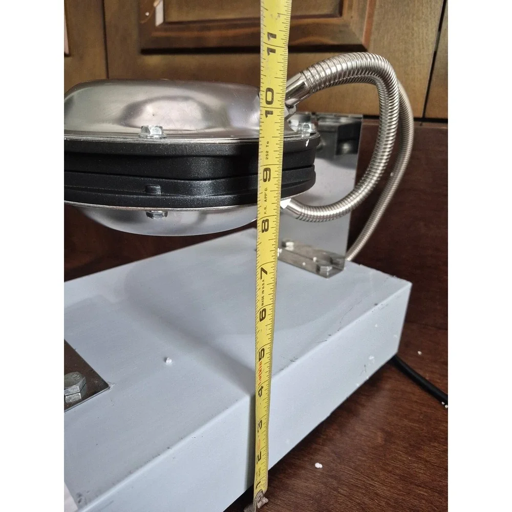 1400W  Rotatable Non-Stick‎ Round Waffle Maker Commercial-Grade Bubble Nonstick